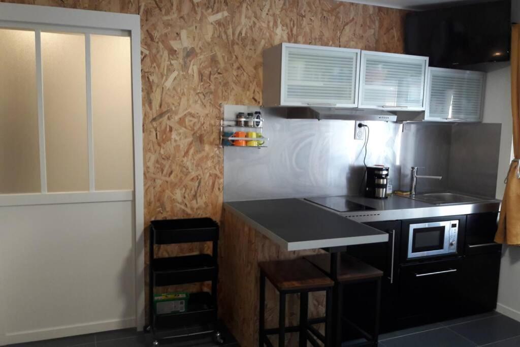 Le Pratik, Commerces Et Lac A Pied Apartment Sevrier Luaran gambar